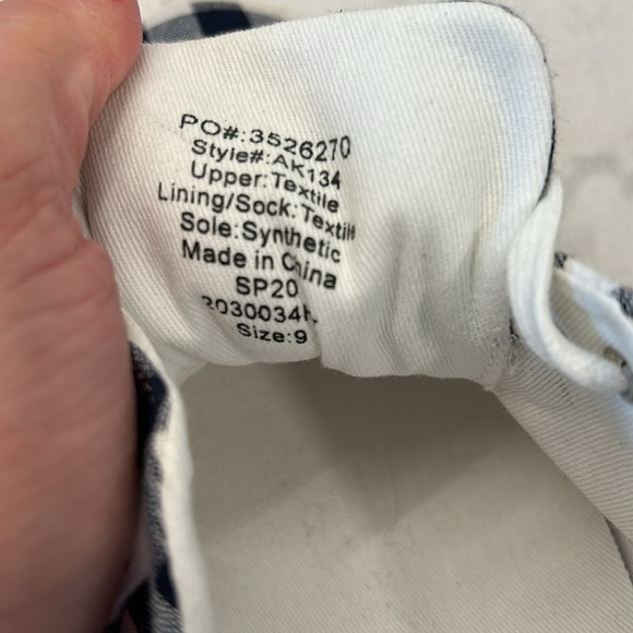 J. Crew Factory Navy Blue Gingham Printed Canvas Lace Up Road Trip Sneakers SZ 9 - Picture 12 of 16